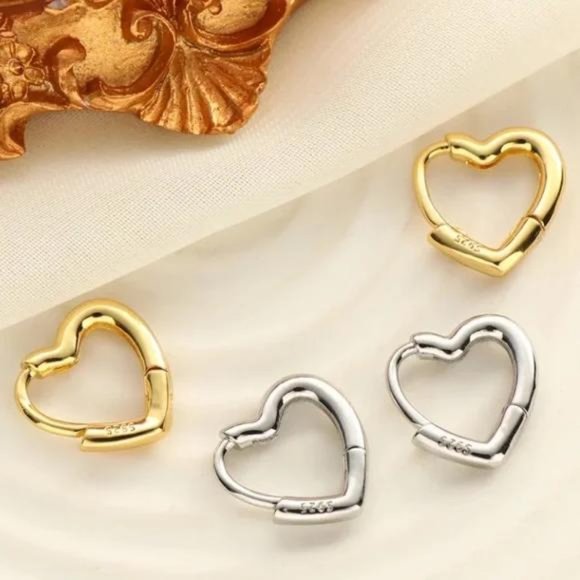 NEW 925 STERLING SILVER HEART HOOP EARRINGS, NICE EARRINGS, CUTE EARRINGS - Picture 6 of 6